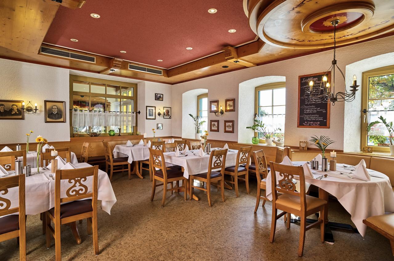Gasthof Escherich Büchlberg Esterno foto